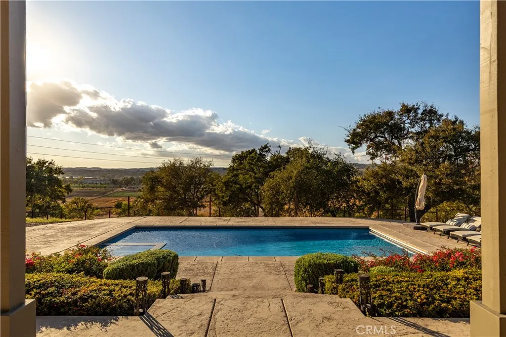 main property photo 113
