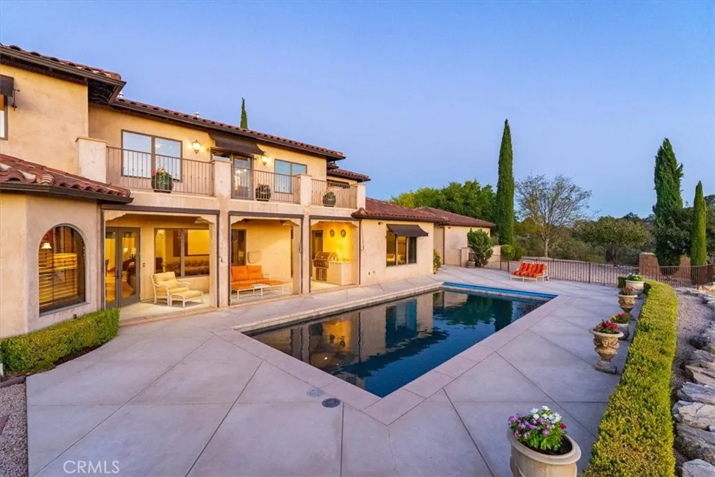 main property photo 70