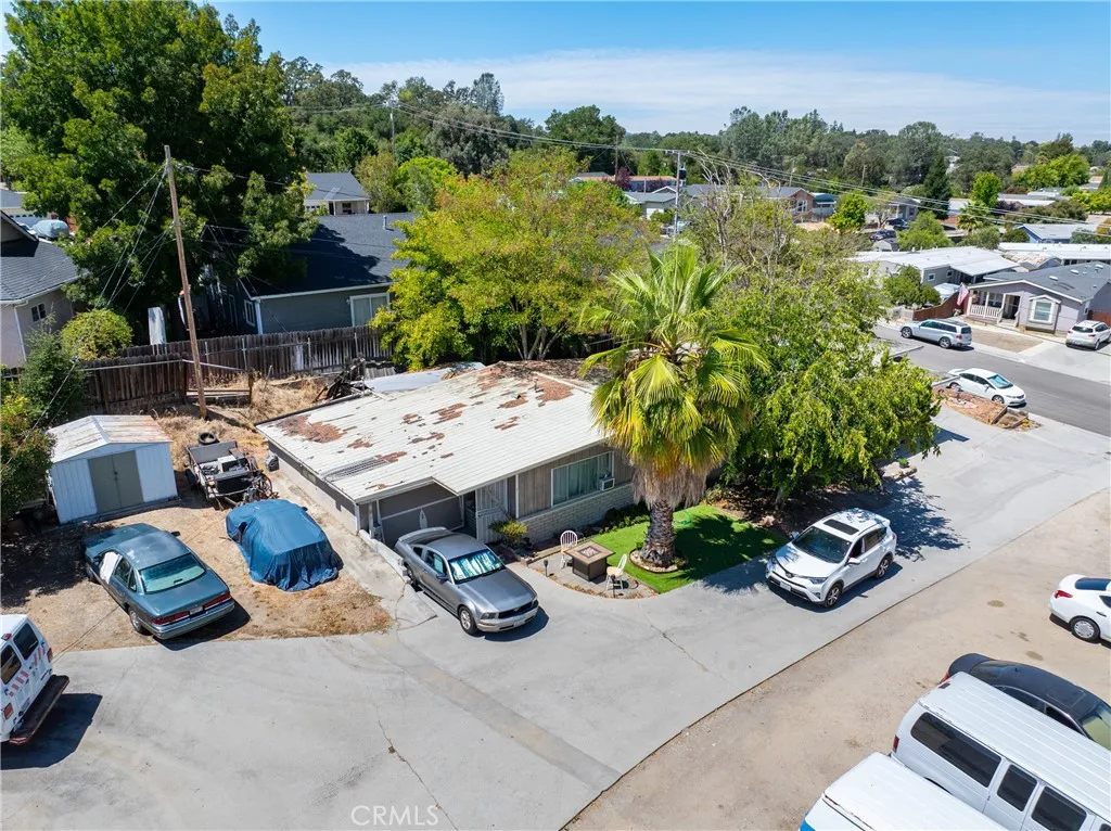 main property photo 13