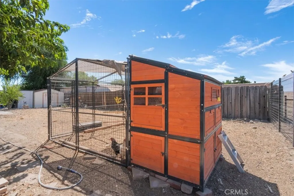 main property photo 23