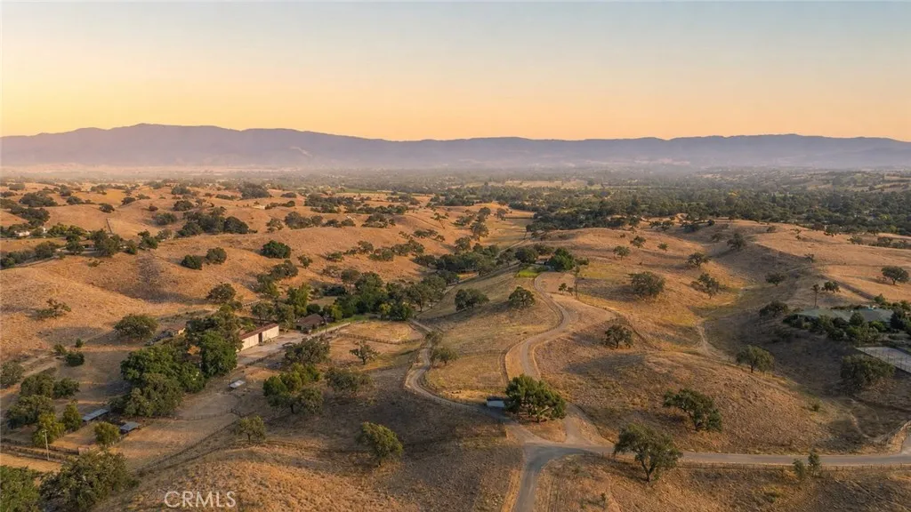 main property photo 50