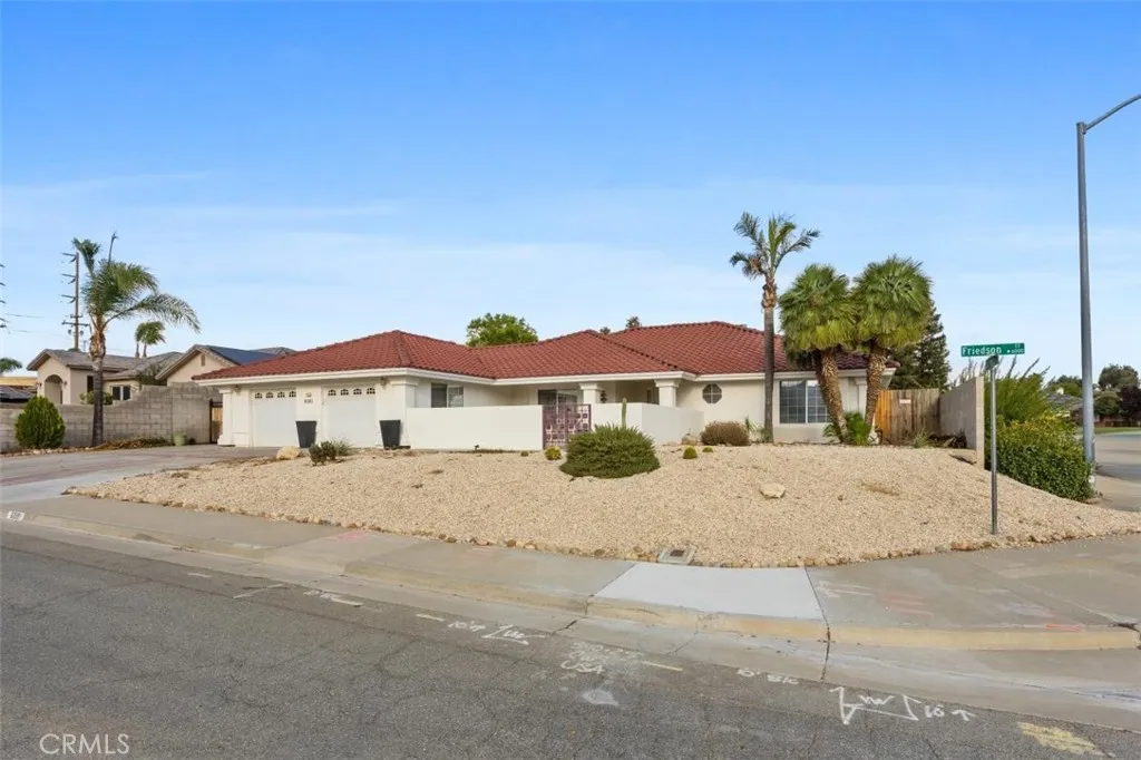 main property photo 2