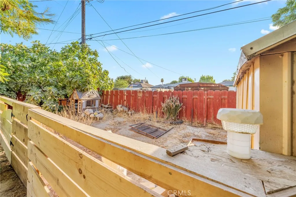 main property photo 25
