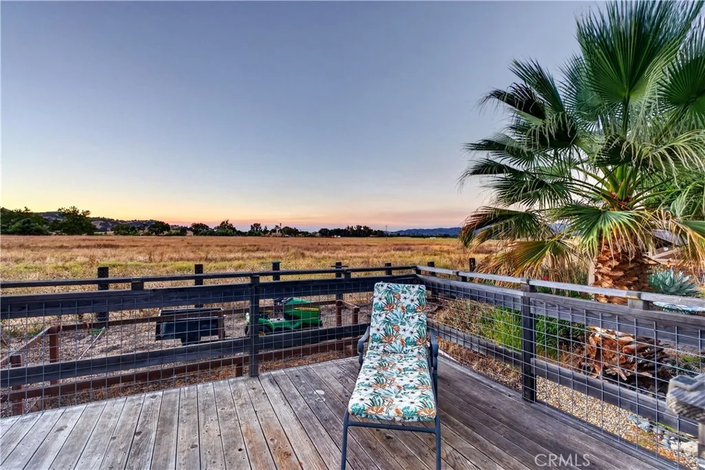 main property photo 41
