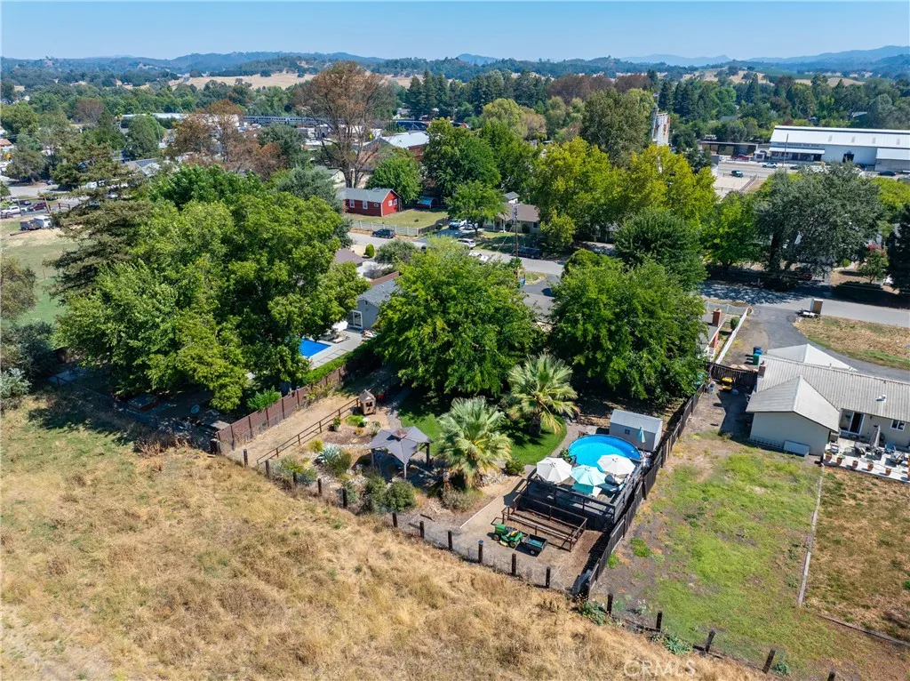 main property photo 51