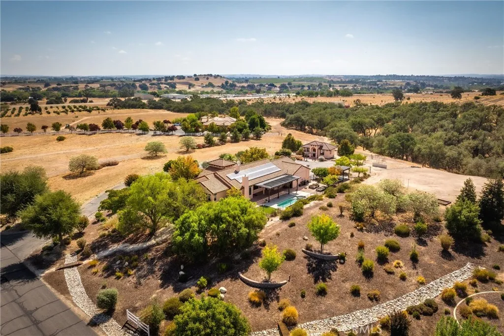 main property photo 43