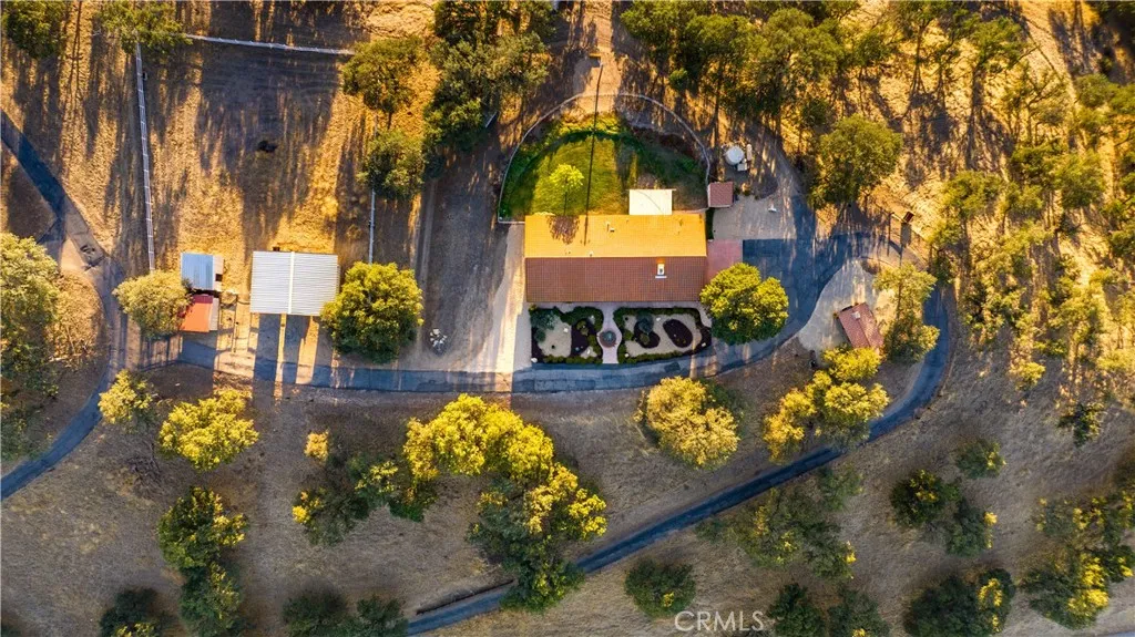main property photo 45