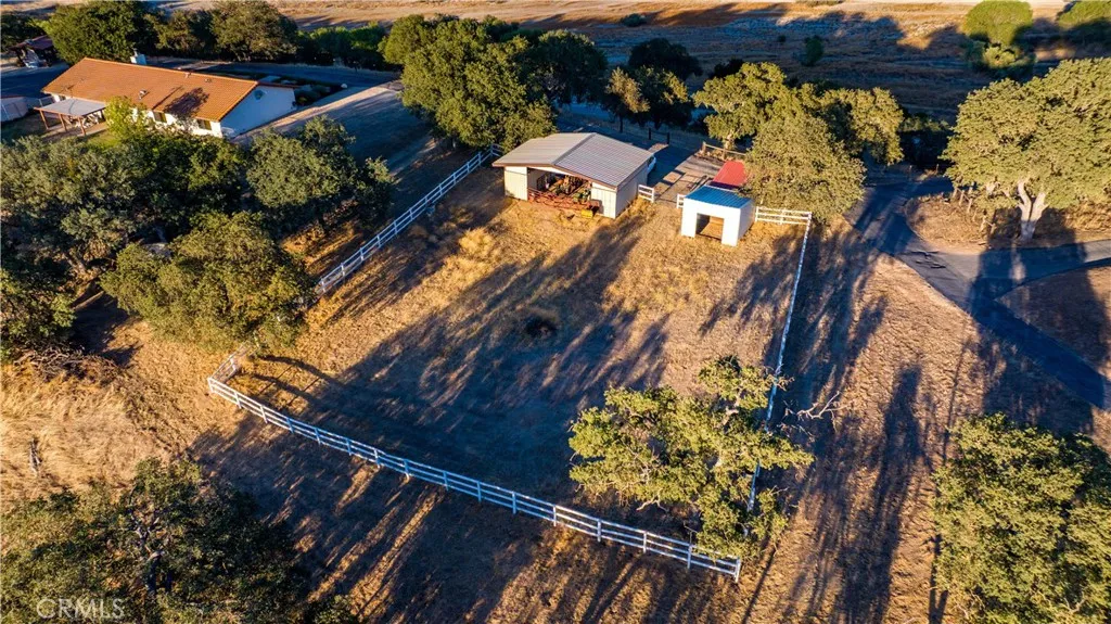 main property photo 47