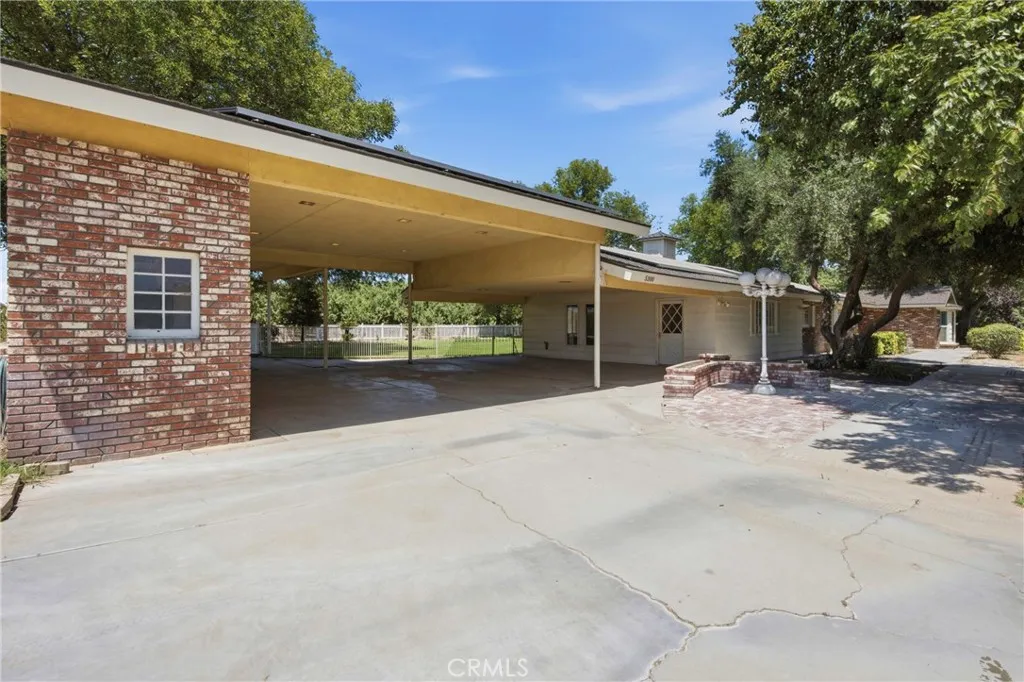 main property photo 54
