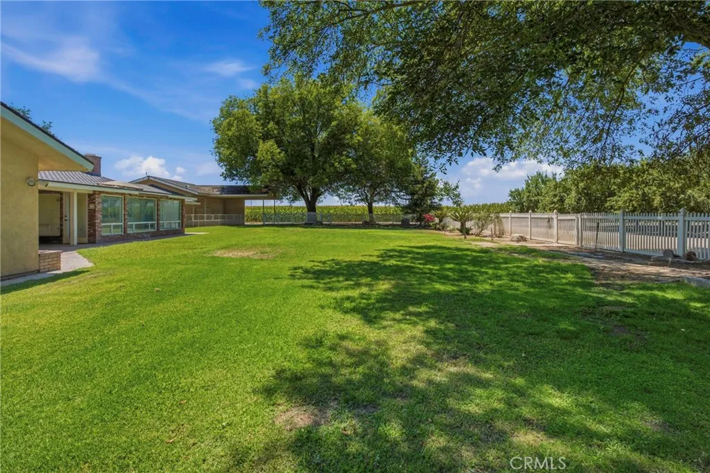main property photo 60