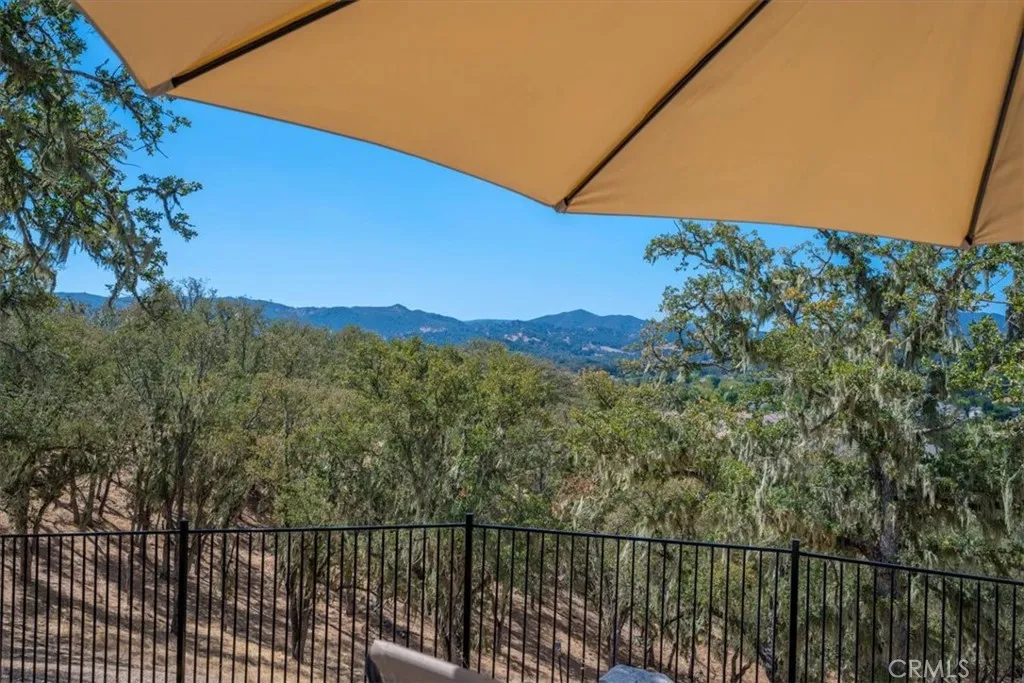 main property photo 65