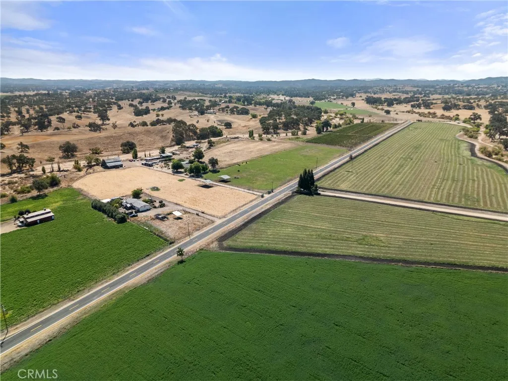 main property photo 37