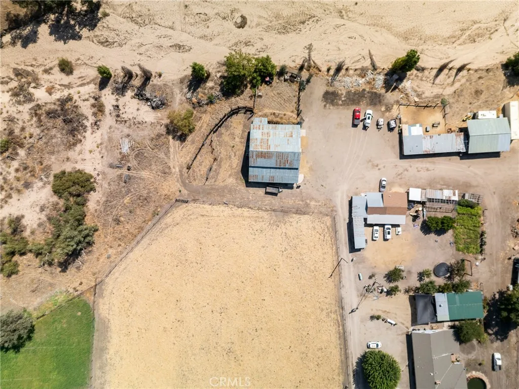 main property photo 43