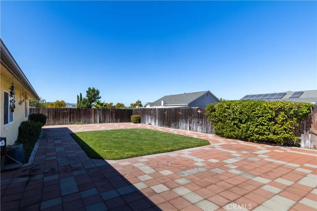 main property photo 19
