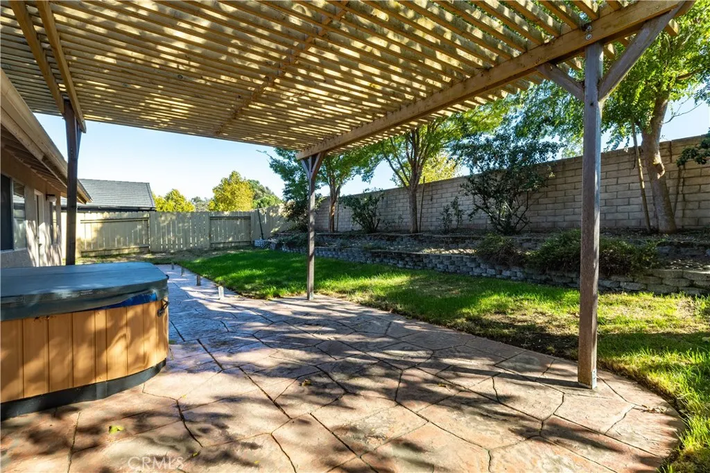 main property photo 27