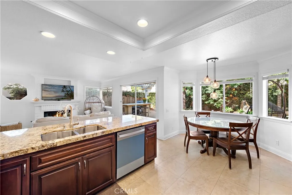 property viewer photo 14