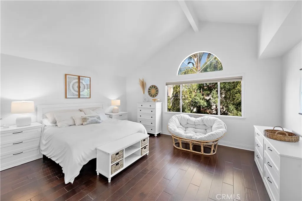 property viewer photo 25
