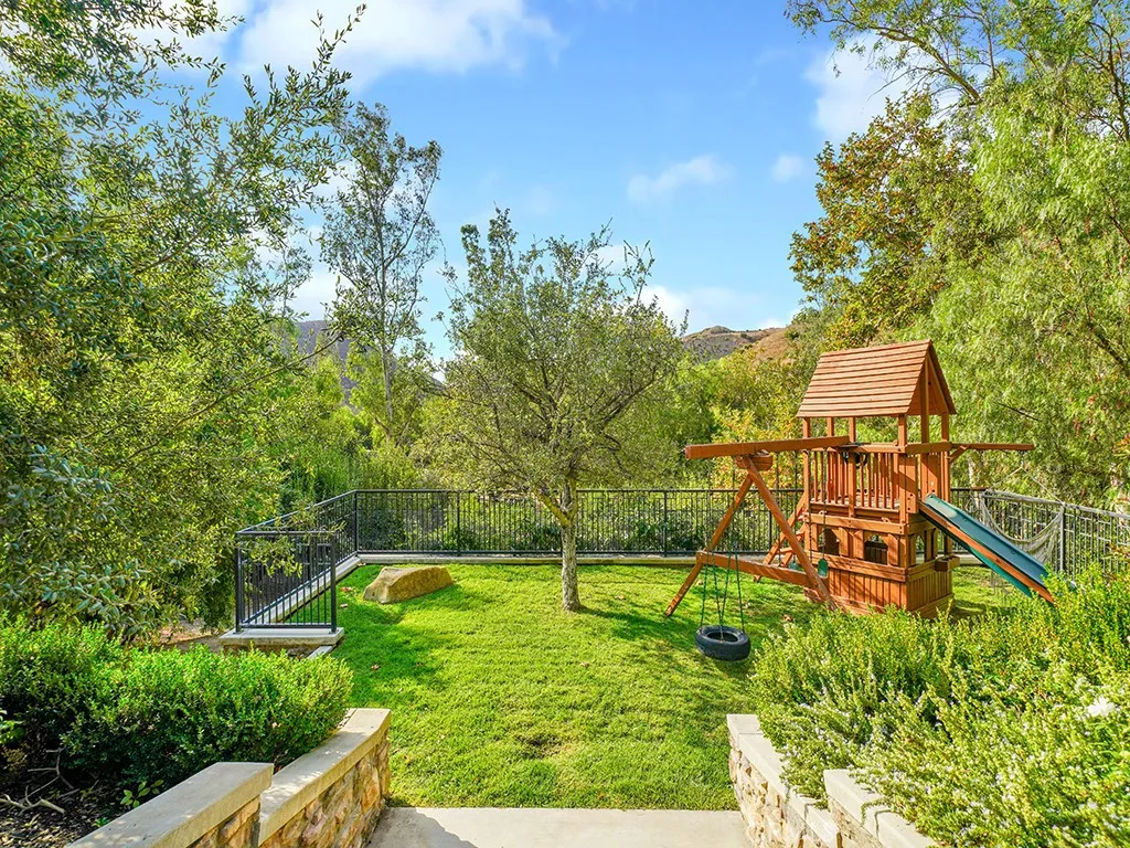 main property photo 61