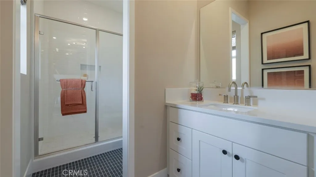 property viewer photo 23