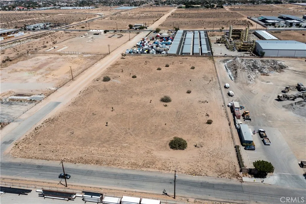 main property photo 4