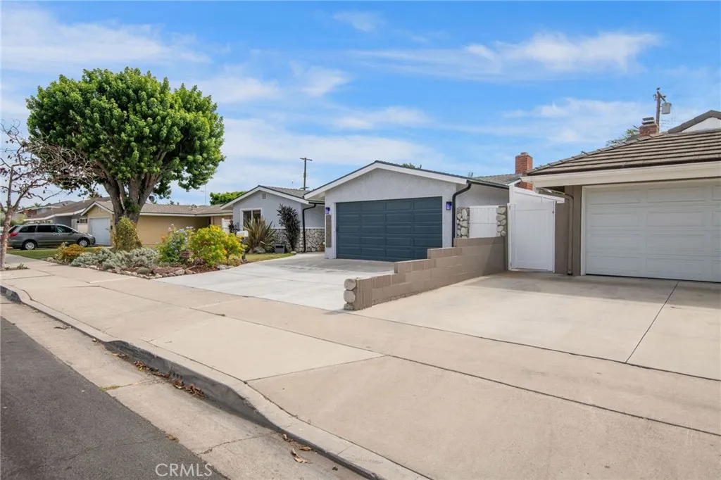 property viewer photo 2