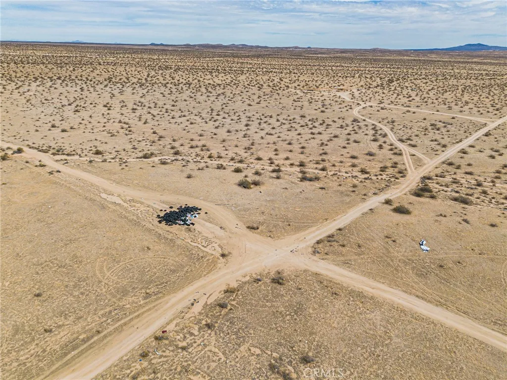 main property photo 17