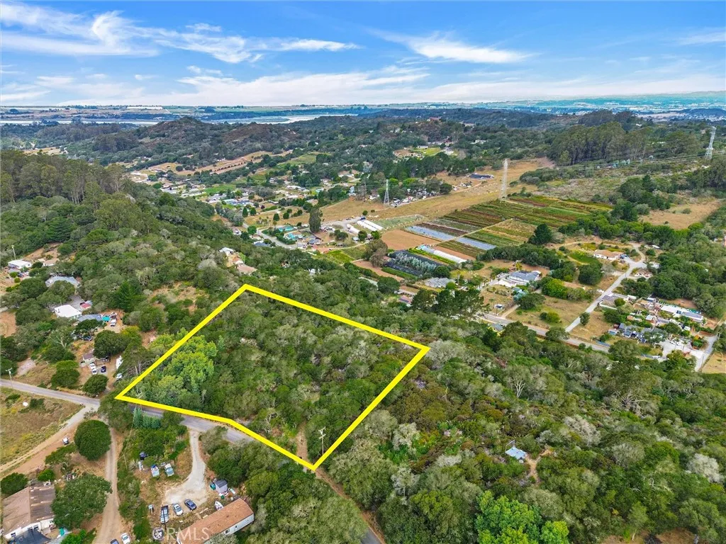 main property photo 17
