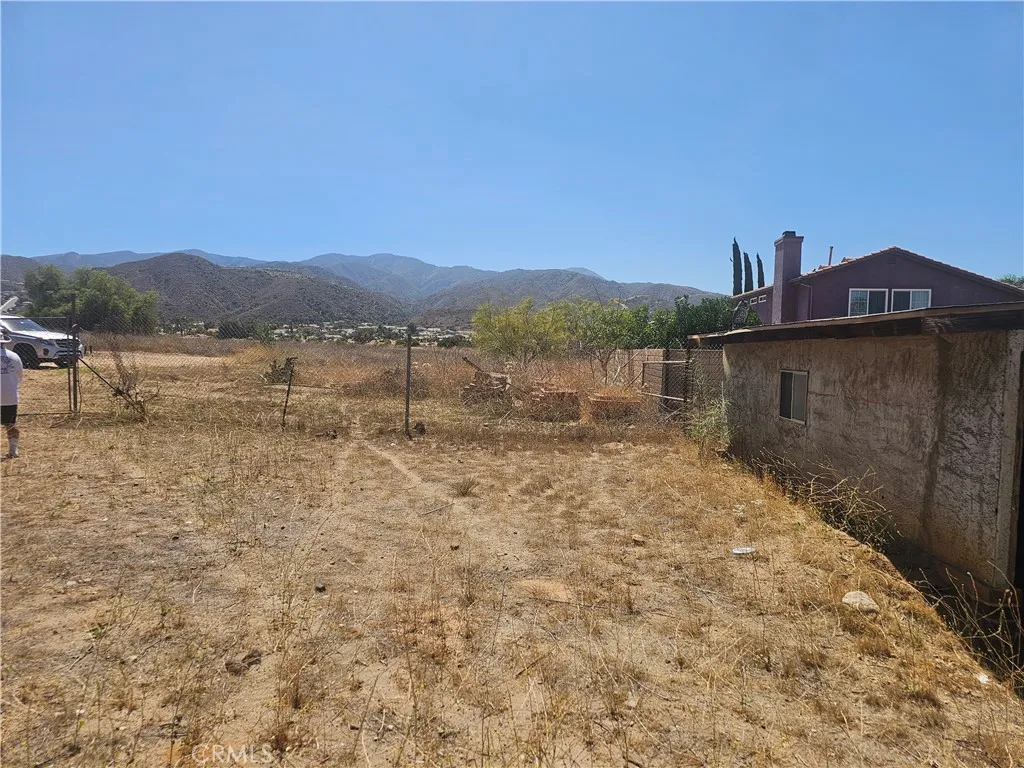 main property photo 8