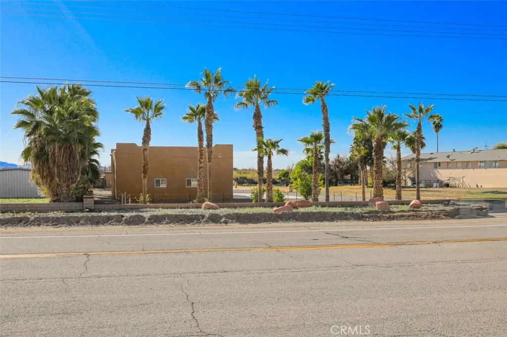 main property photo 15