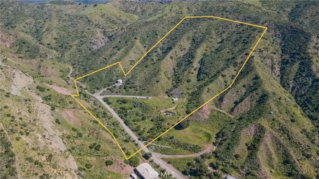 main property photo 35