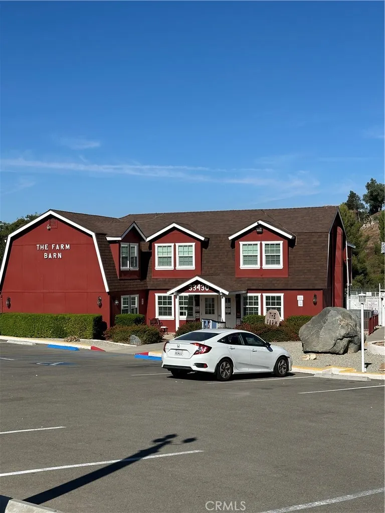 main property photo 18