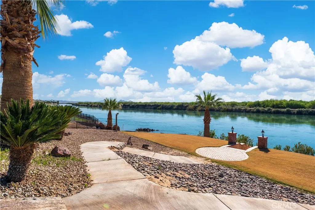 main property photo 35