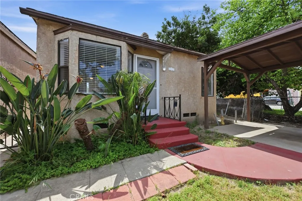 main property photo 5