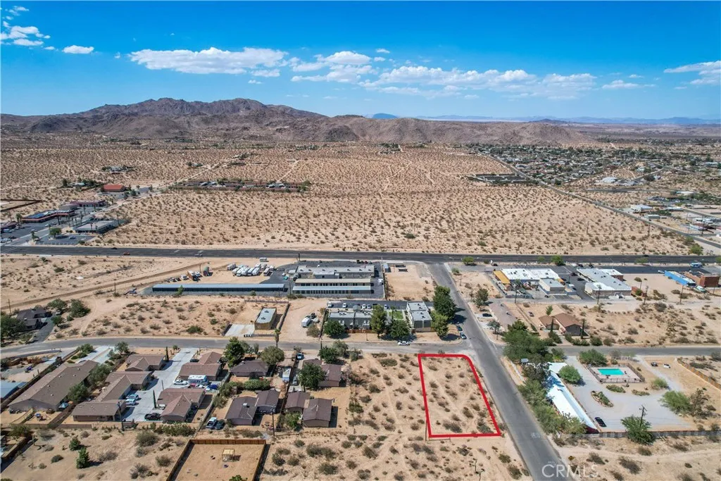 main property photo 4