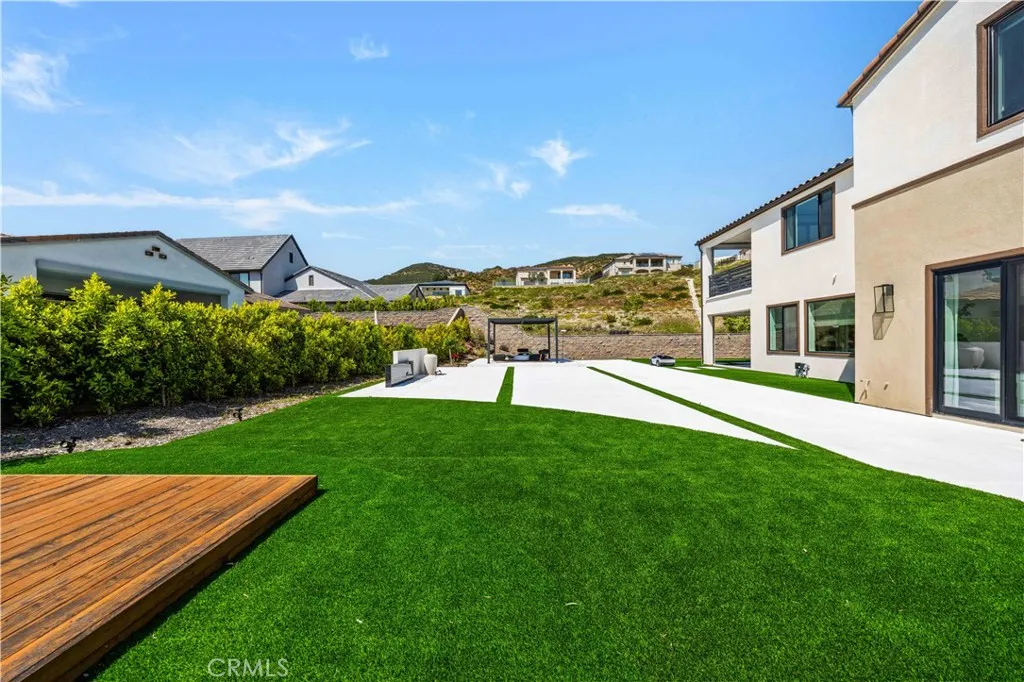 main property photo 50