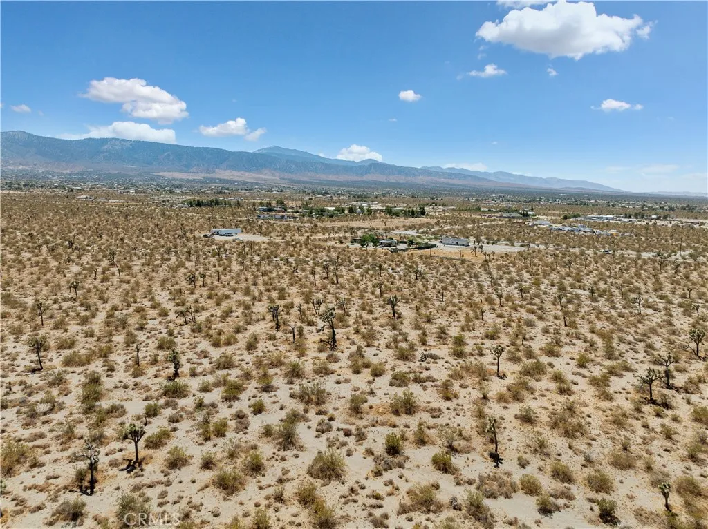main property photo 12