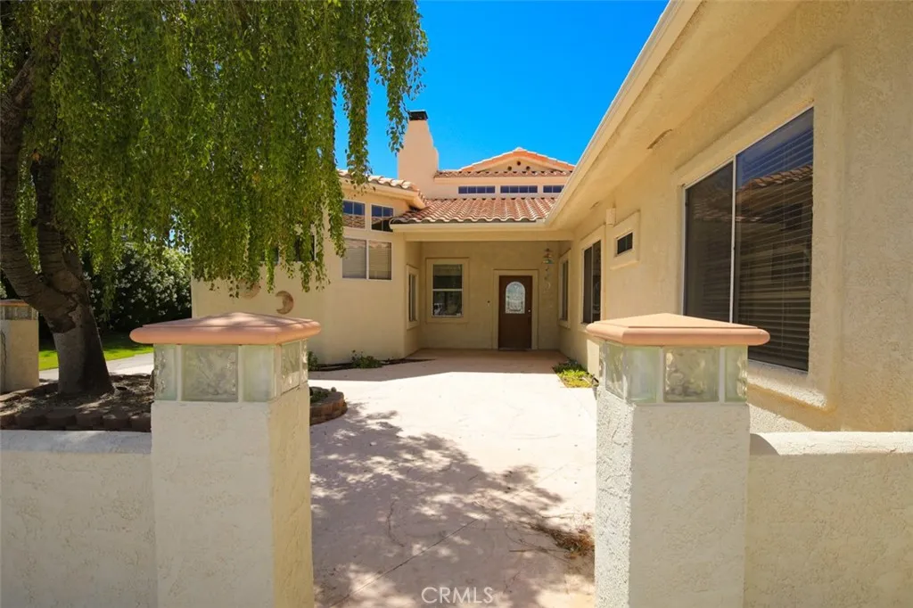main property photo 16