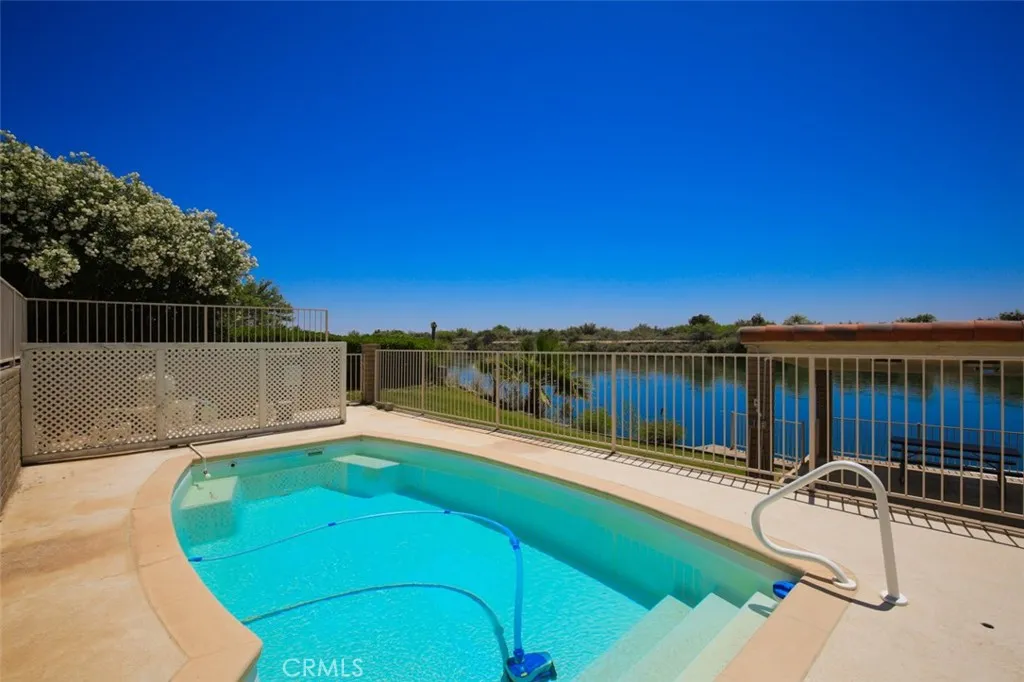 main property photo 51