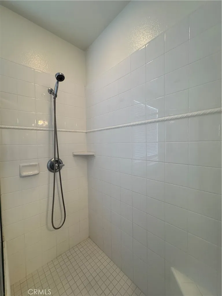 main property photo 70