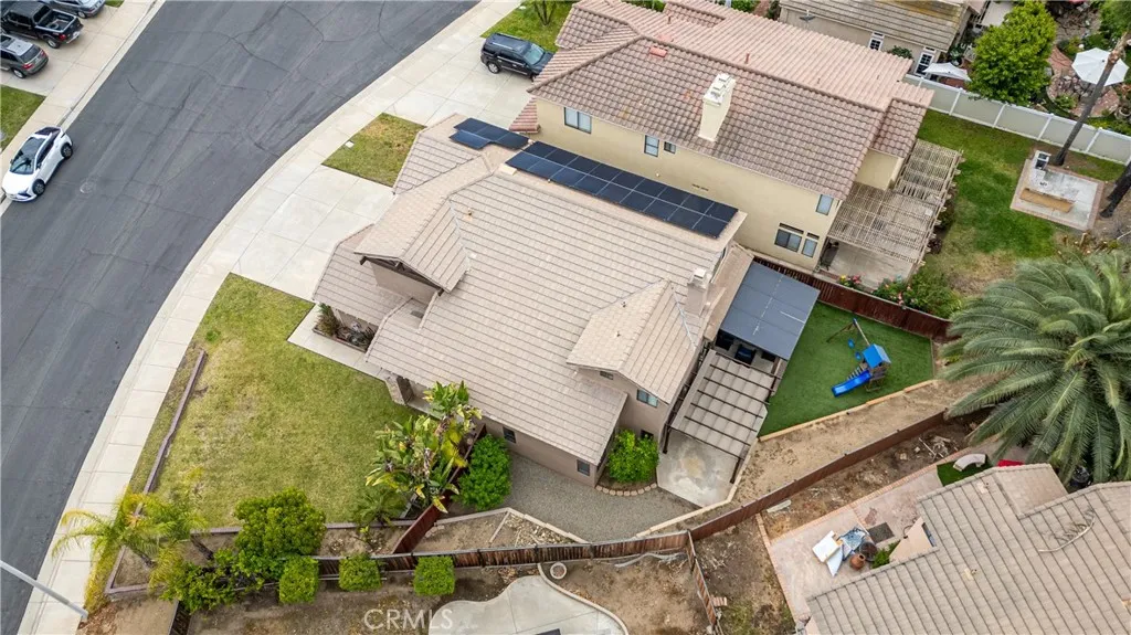 main property photo 45