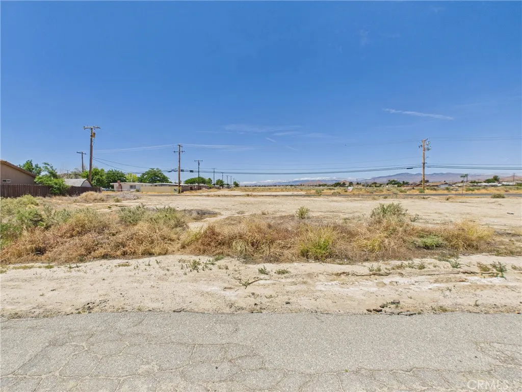 main property photo 19