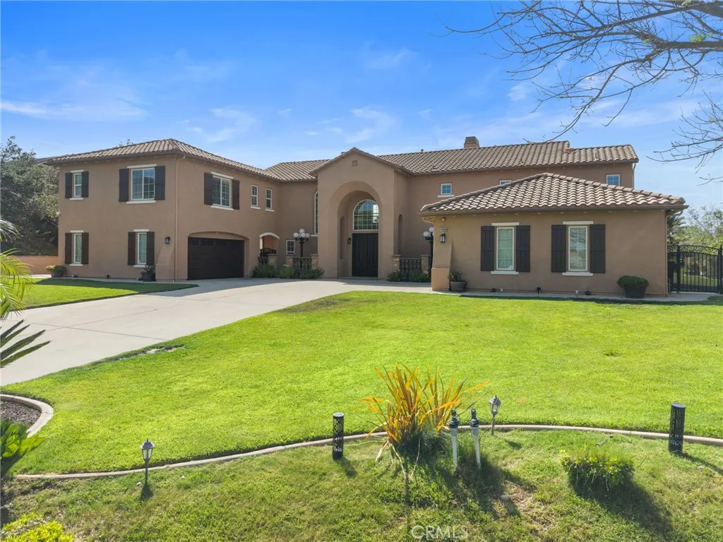 main property photo 4