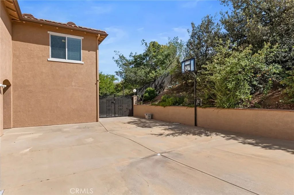 main property photo 63