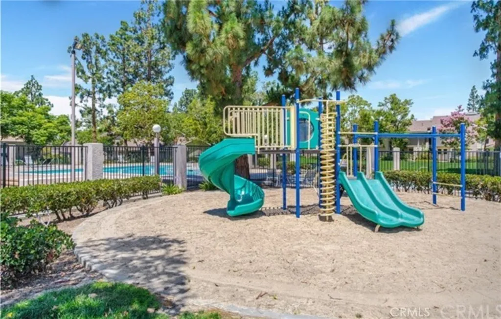 property viewer photo 22