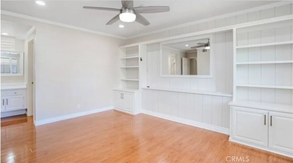 property viewer photo 9