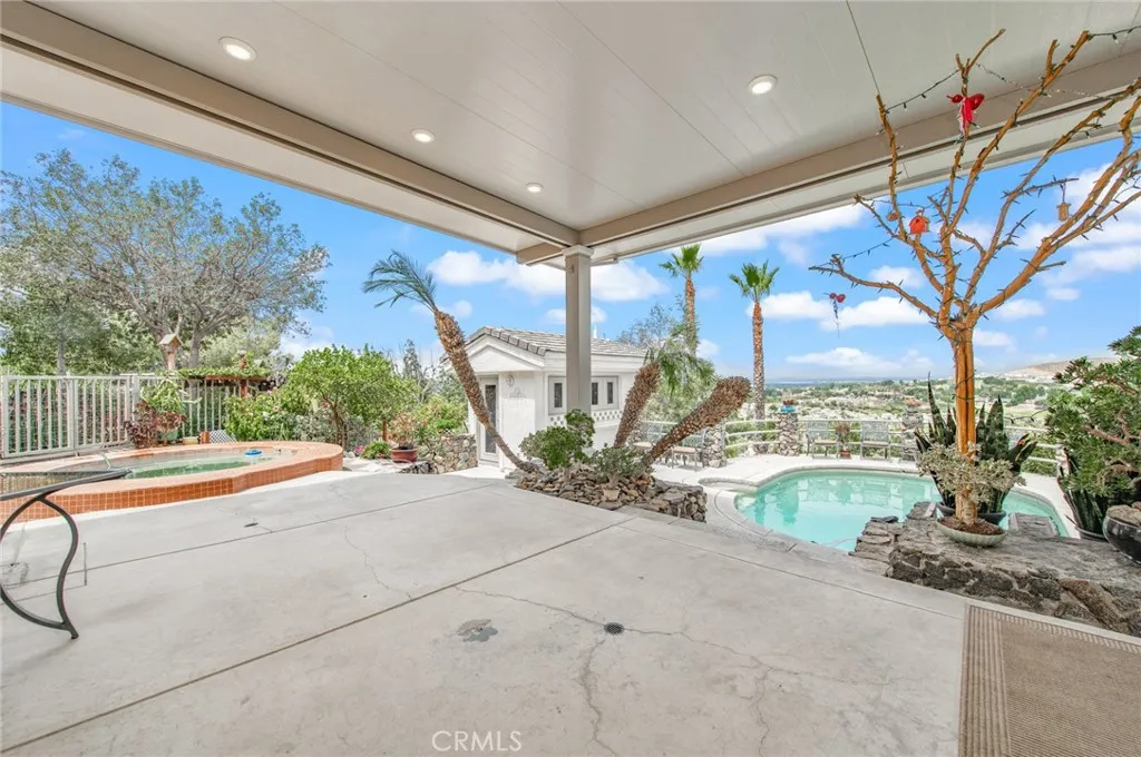 main property photo 54