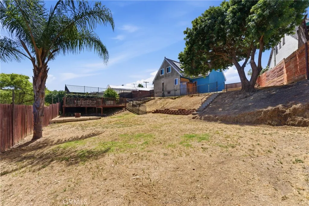 main property photo 40