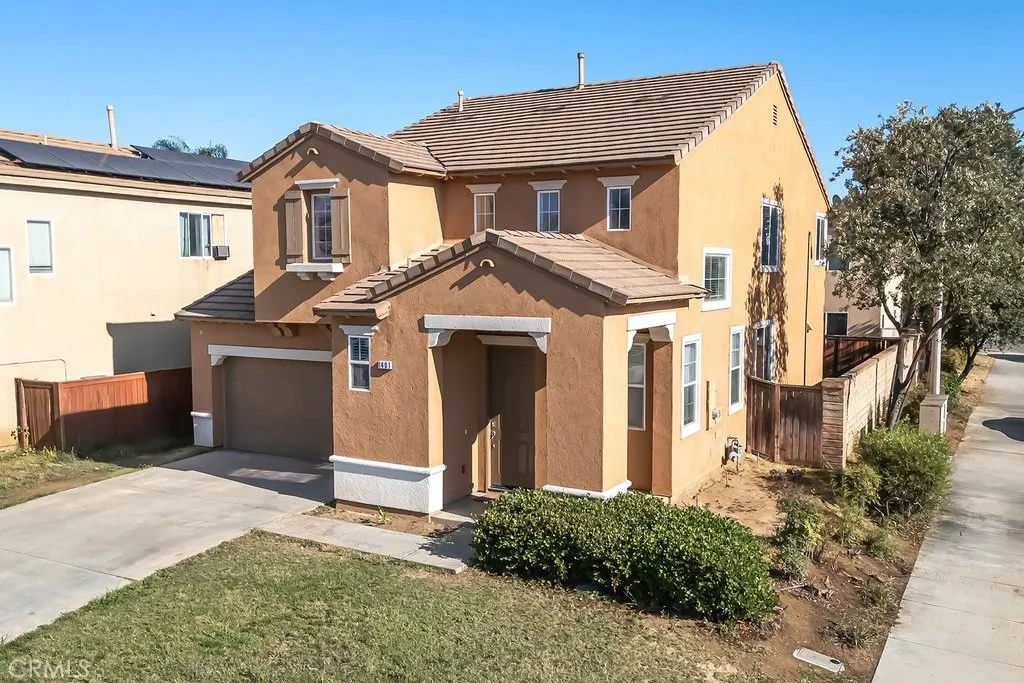 main property photo 2