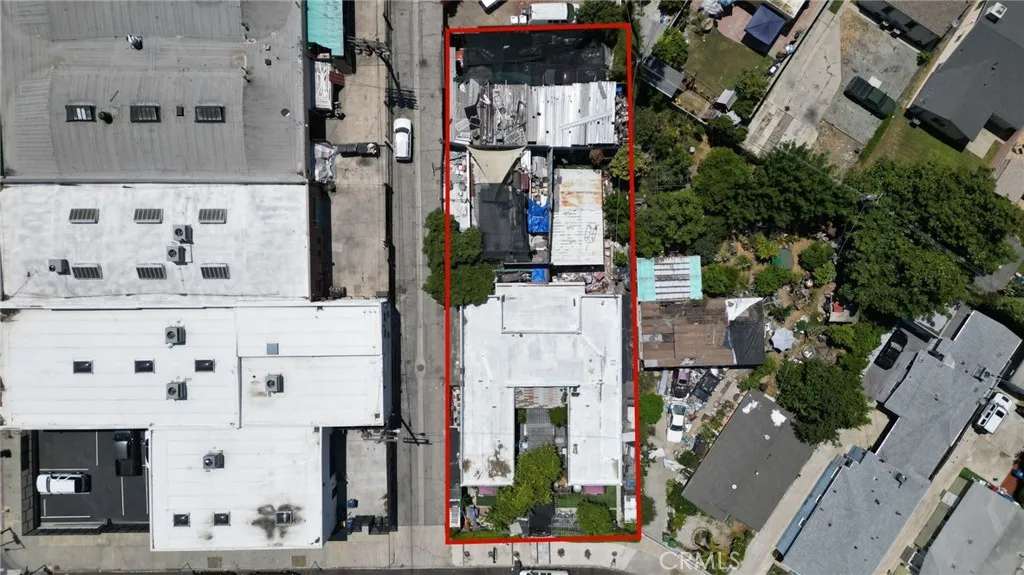 main property photo 6