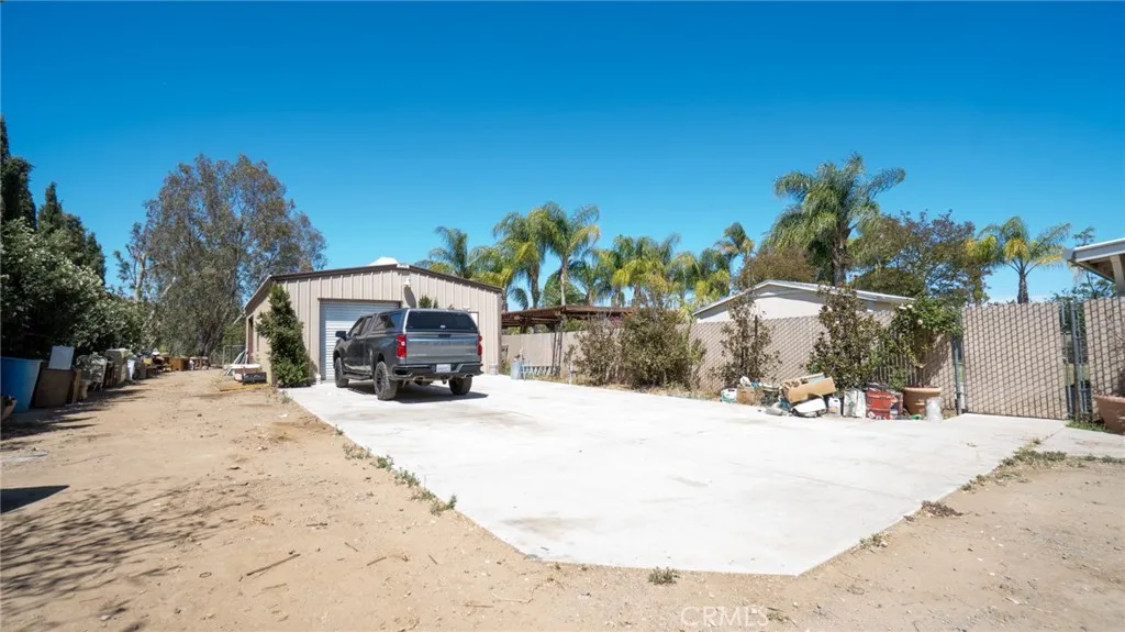 main property photo 43